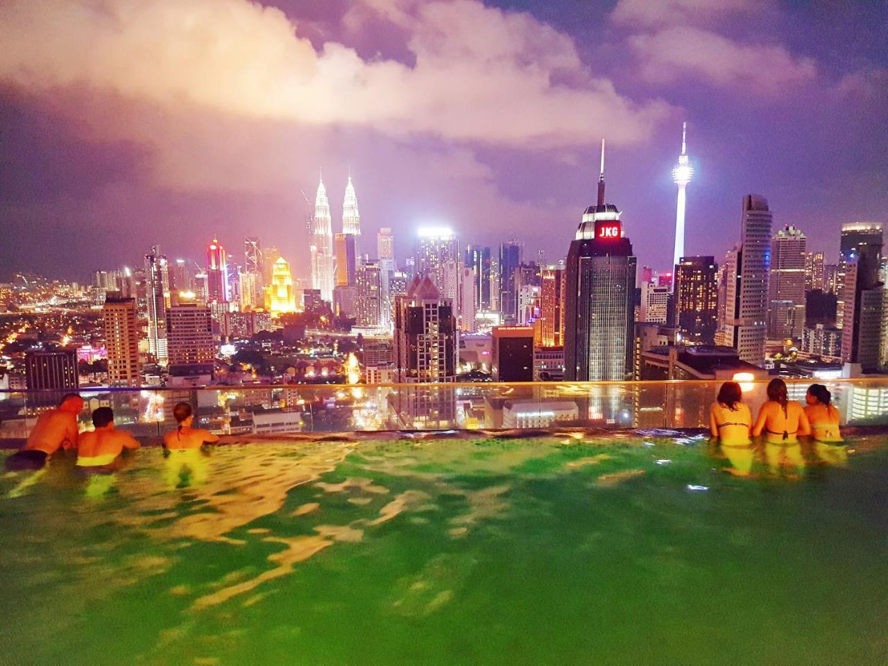 Tuxedo Kl No.1 Rooftop Pool W Skyscraper Views Hotel Kuala Lumpur Exterior photo