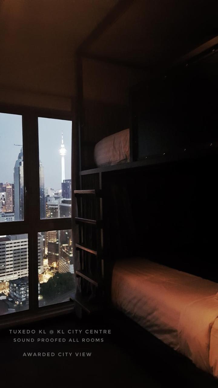 Tuxedo Kl No.1 Rooftop Pool W Skyscraper Views Hotel Kuala Lumpur Exterior photo